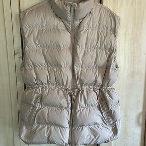 Athleta Cascade Down Vest: XL